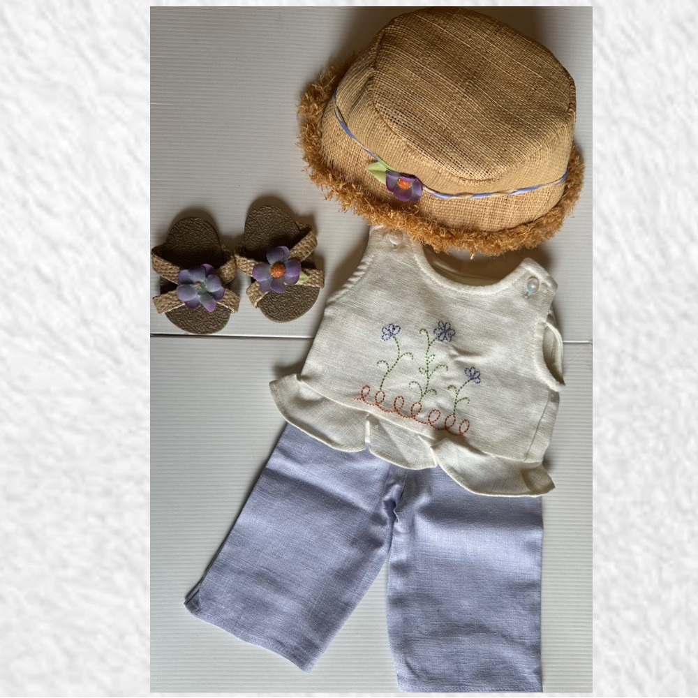 RETIRED: American Girl Gardening Outfit I (2002)